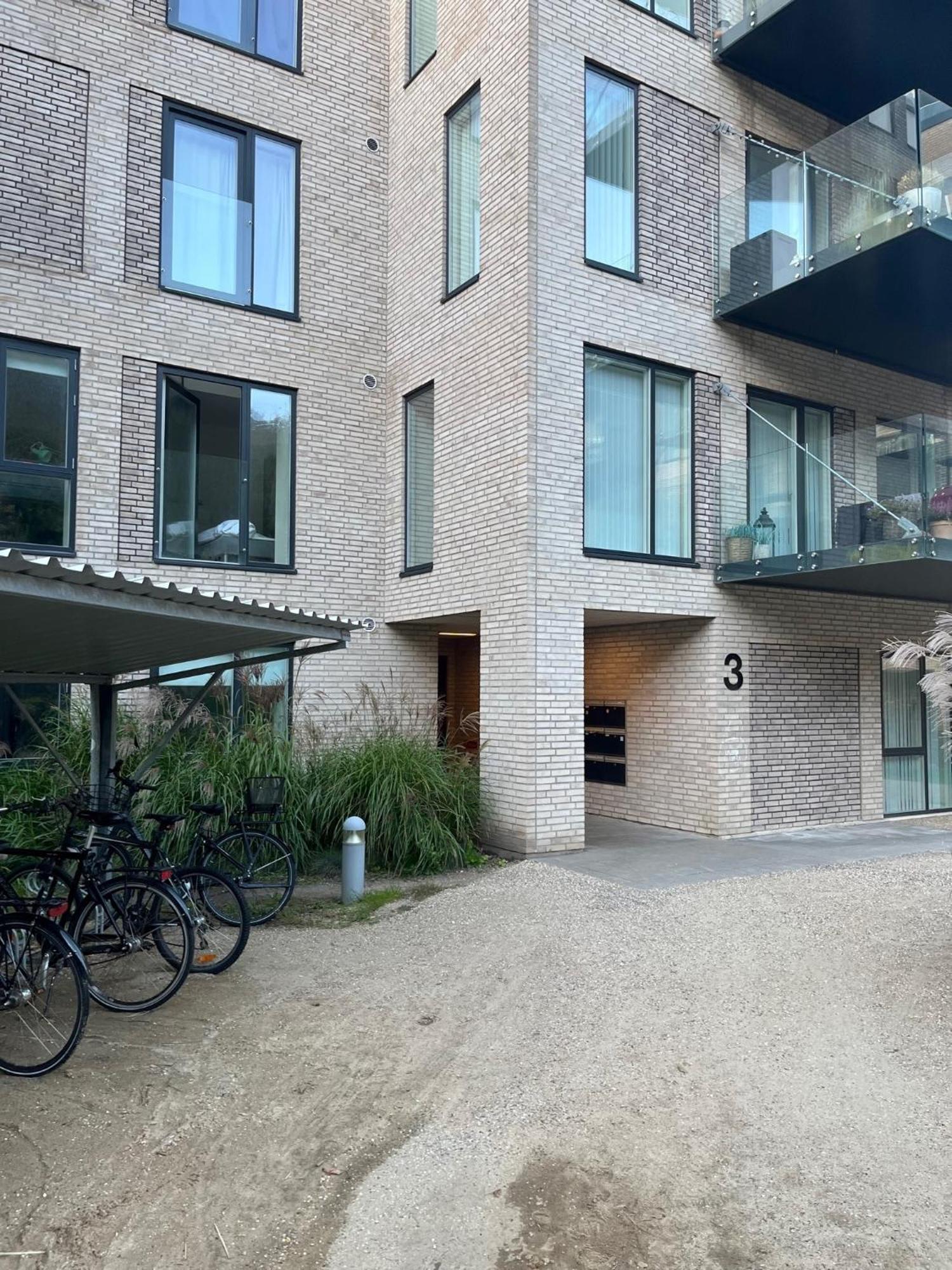 Charming Aalborg Apartment With Parking 外观 照片